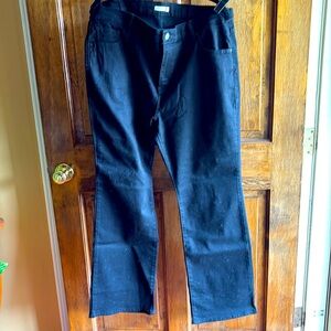 Levi’s 725 black bootcut Size 18w